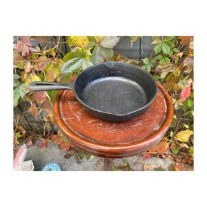 Mini Cast Iron Pan 9.5x7x1.75” Marked 6 1/2” skillet